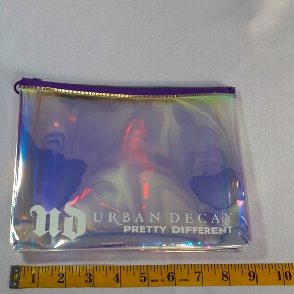 New Urban Decay Makeup bag - Picture 9 of 10